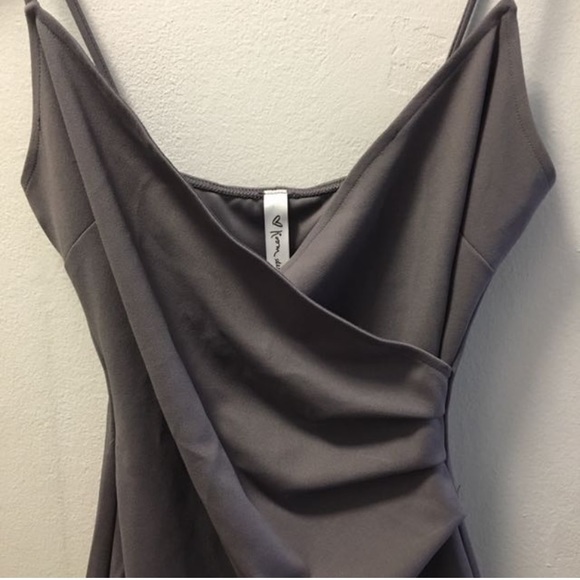 GREY SHOP M BOUTIQUE SLIT DRESS (WOMEN SIZE SMALL) - Picture 3 of 4